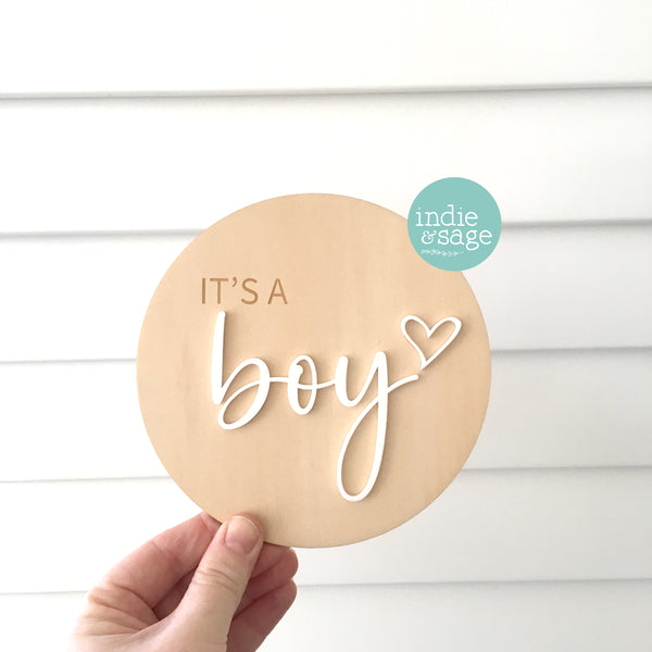 It's a Girl / It's a Boy Baby Announcement Plaque – Wooden Newborn Name Sign