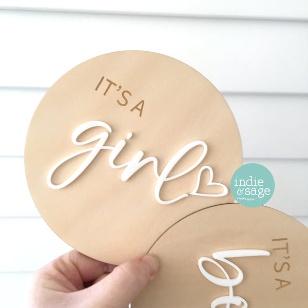 baby name reveal sign for photos
