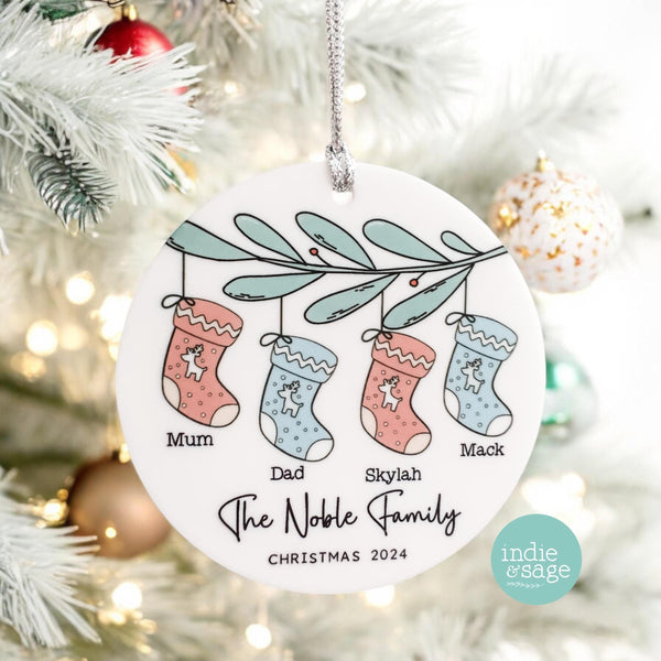 Personalised Family Christmas Ornament #christmas #christmasornament #firstchristmasornament #christmastree #christmasgifts #christmasdecor #christmasdecoration