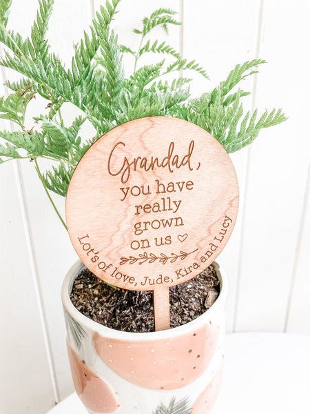 Personalised Planter Sign - Thanks for helping me grow (change the names to personalise!)