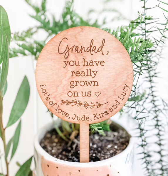 Personalised Planter Sign - Thanks for helping me grow (change the names to personalise!)