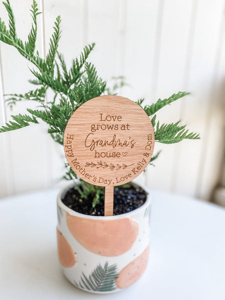 Personalised Planter Sign - Love grows at Nanny's House Wooden Planter Stick (Change Nanny to another name of your choosing)