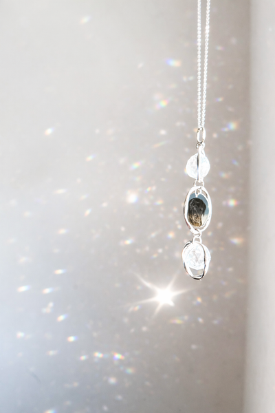 Personalised Pet Memorial Suncatcher – Custom Engraved Pet Portrait | Dog Memorial & Pet Loss Gift