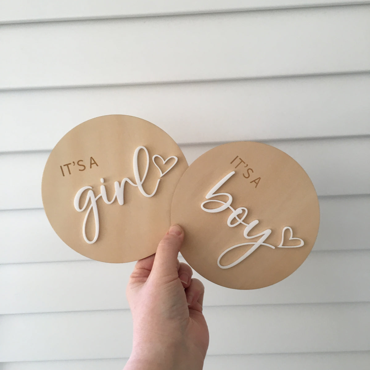 It's a Girl / It's a Boy Baby Announcement Plaque – Wooden Newborn Name Sign