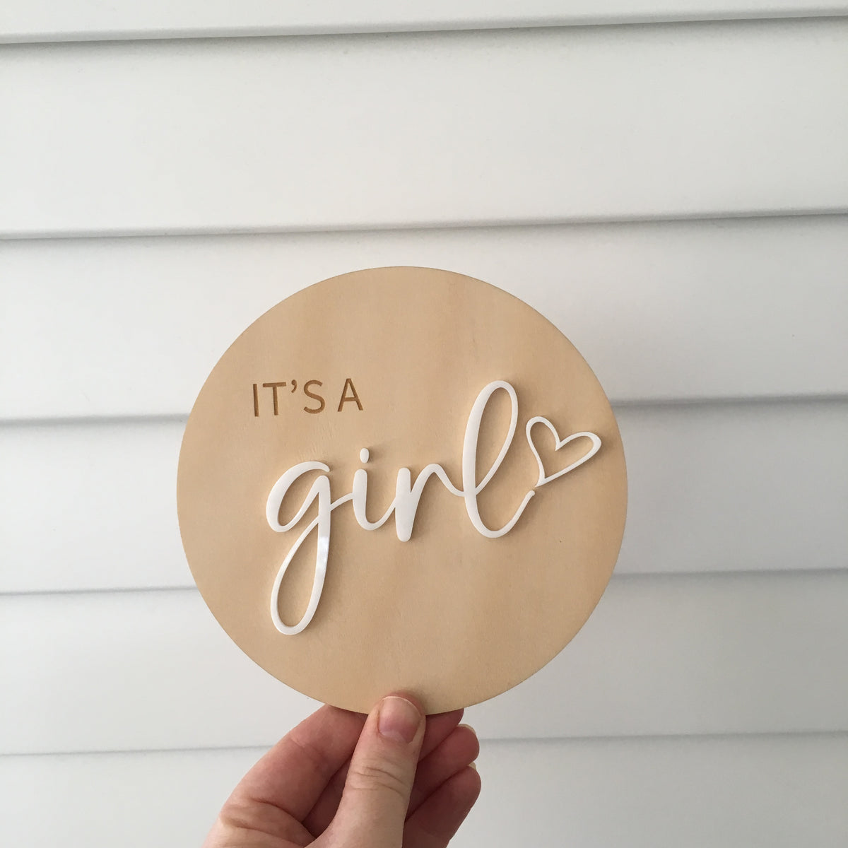 It's a Girl / It's a Boy Baby Announcement Plaque – Wooden Newborn Name Sign