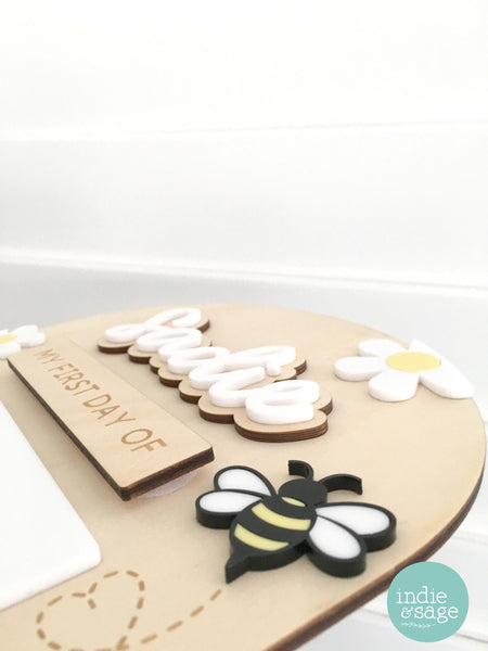 Personalised First Day of School Board | Custom Back to School Sign | Wooden Kids Milestone Board | Interchangeable Photo Prop