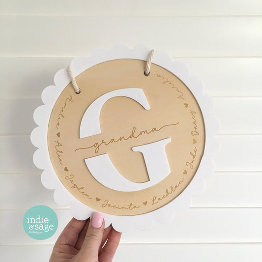 Personalised family name sign with initial and grandchildren names, custom Mother’s Day gift for Grandma or Mum