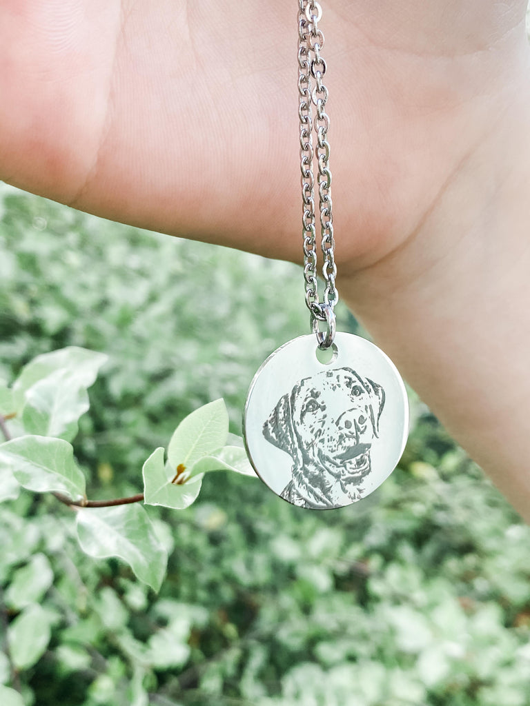 Amazon.com: Personalized Pet Necklace for Dog & Cat Copper/Sterling Silver Custom  Pet Portrait Necklace Round Charm Memorial Gift for Pet Lovers : Pet  Supplies