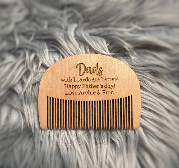 Dads With Beards Are Better, Happy Fathers Day Personalised Comb (Change Daddy to any other name), Cute Fathers Day Gift Idea!