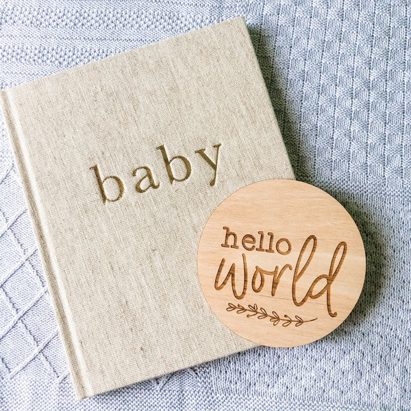 Hello World Baby Announcement Sign Floral Wreath Design (New Baby Arrival, Newborn Photo Prop)