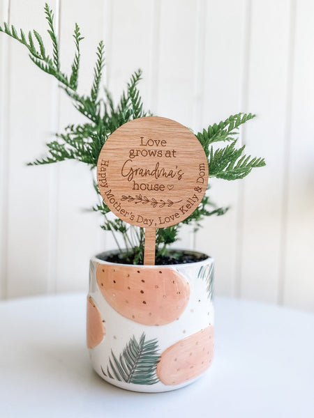 Personalised Planter Sign - Love grows at Nanny's House Wooden Planter Stick (Change Nanny to another name of your choosing)
