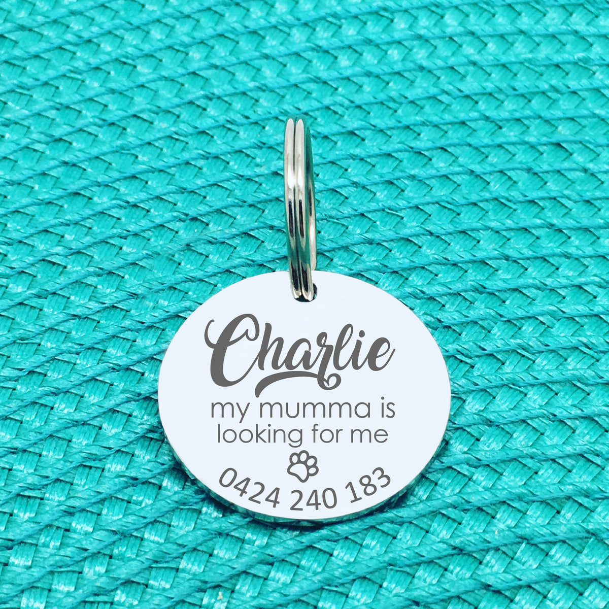 Personalised Pet Tag, My Mumma Is Looking For Me Design (Custom Engraved Dog Tag)