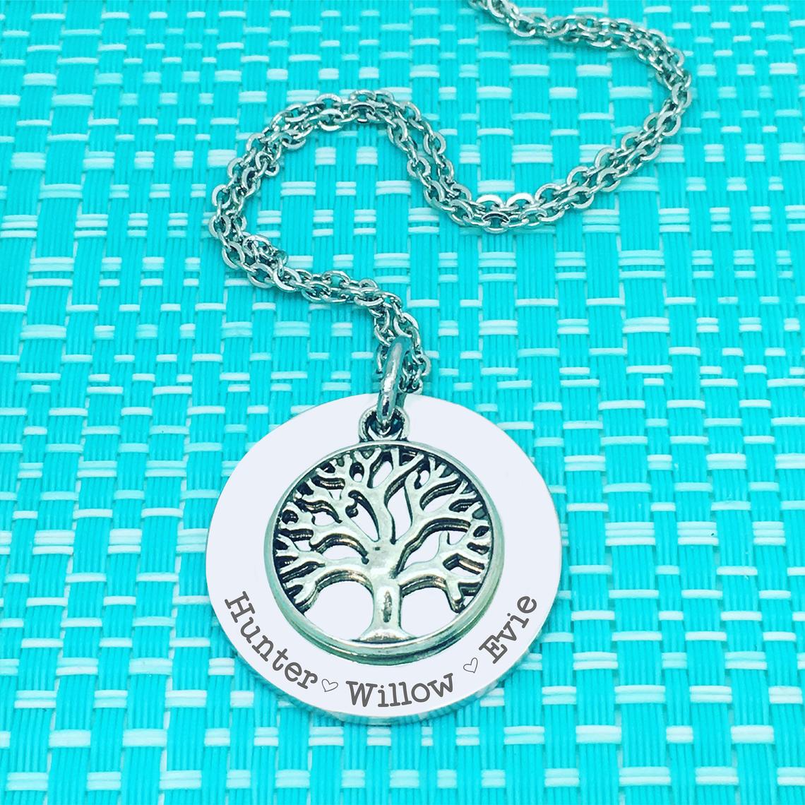 Personalised Tree Of Life Family Name Necklace (Personalise This Piece With Names Of Your Choosing)