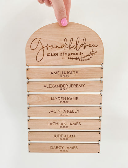 Personalised Family Sign – Granchildren Make Life Grand